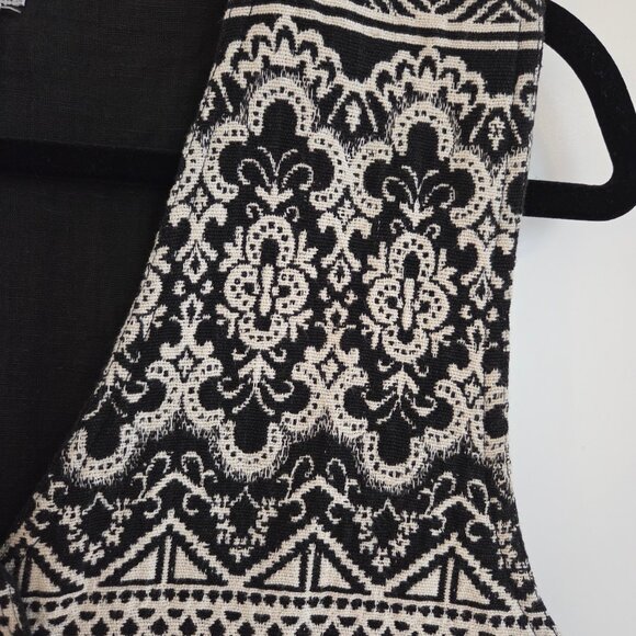 Vintage sleeveless vest. - Picture 3 of 8